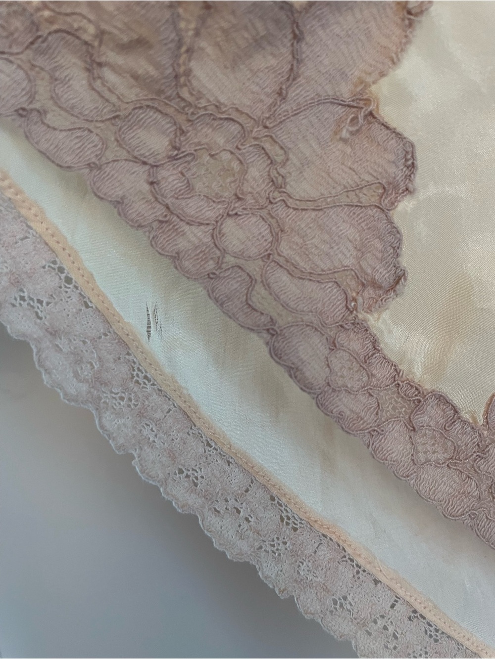 Silky Peach Lace Trim Women's Tap Pants French Knickers 1930s Bridal Trousseau S - Picture 3 of 13